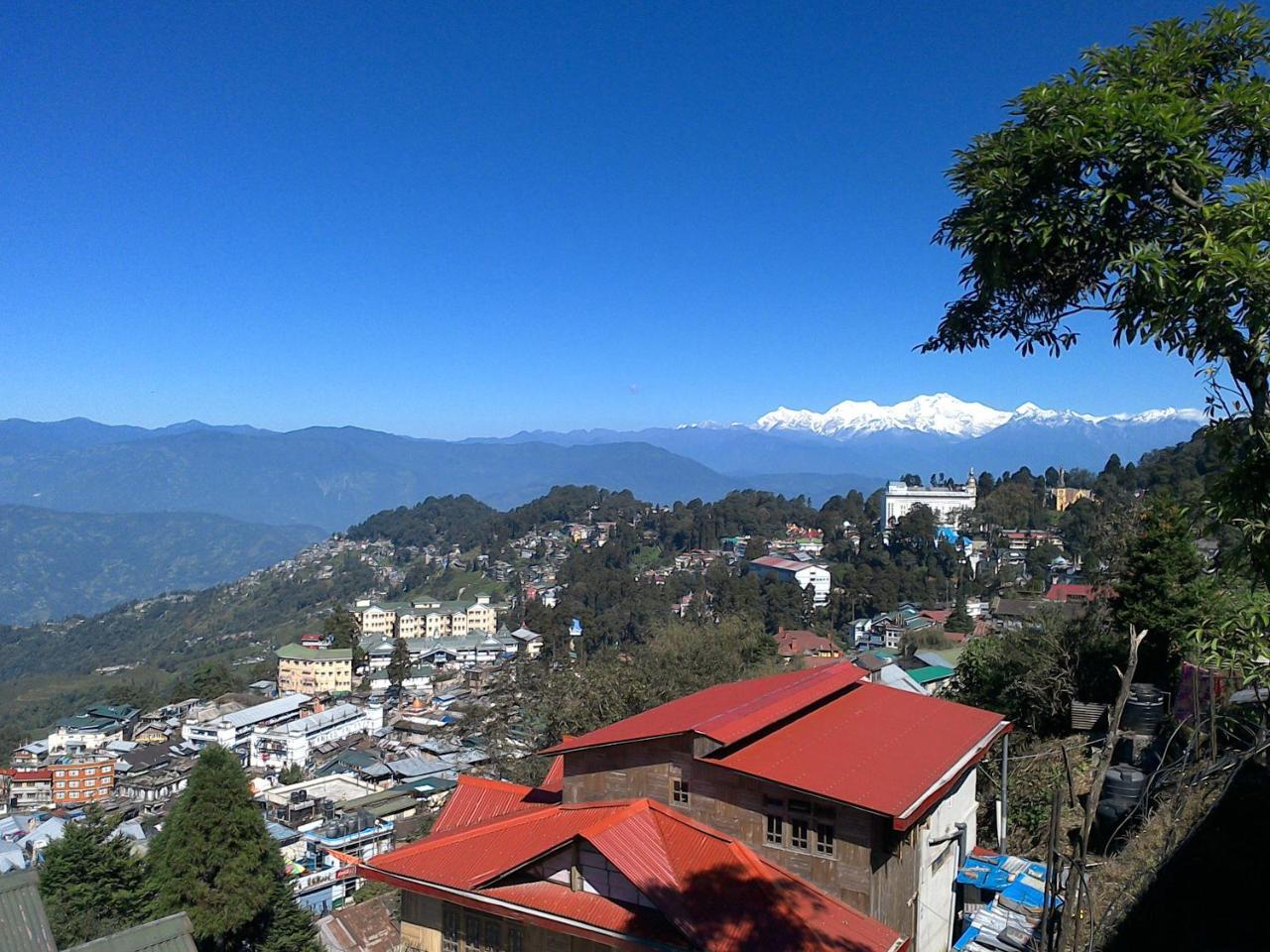 Hideout Backpackers Hostel Darjeeling  Exterior photo